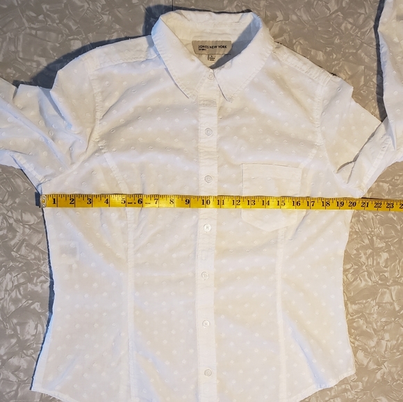 Jones New York Swiss Dot Shirt - size L - Picture 11 of 11